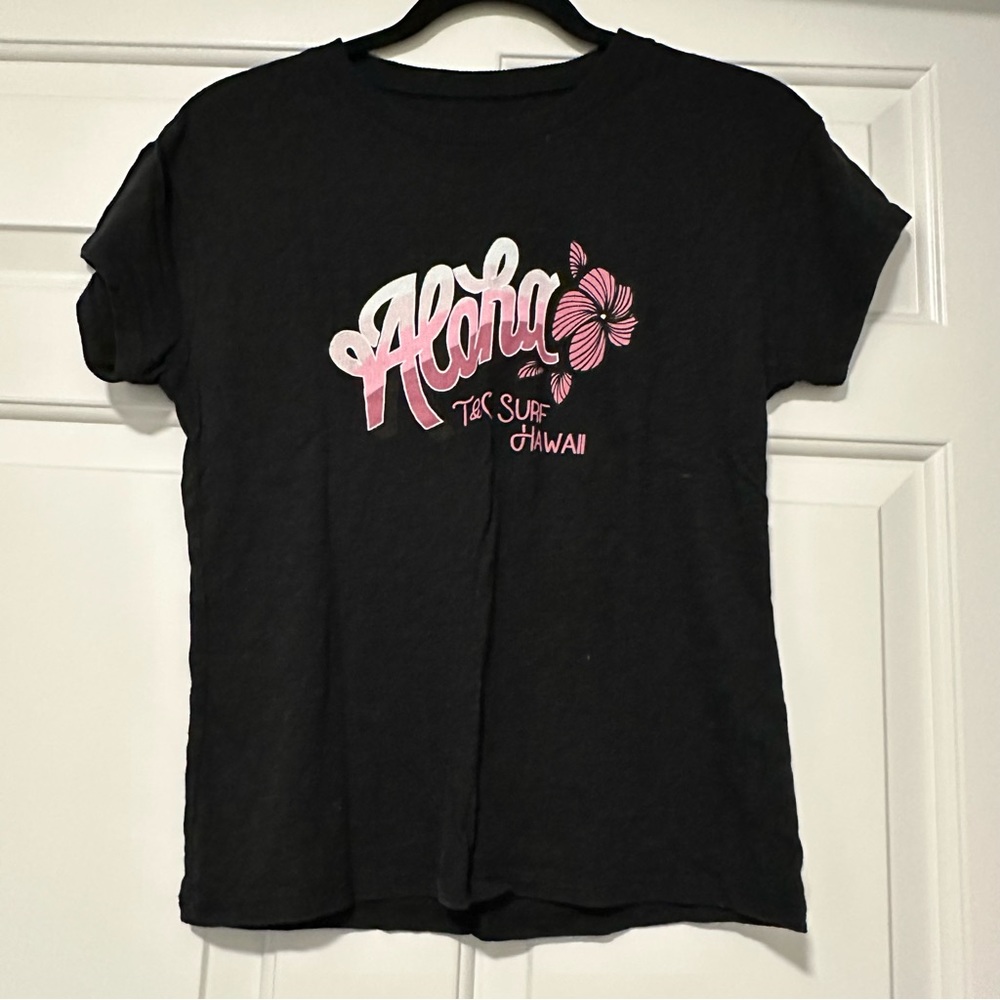 (NWOT) T&C Surf Designs T-Shirt - S